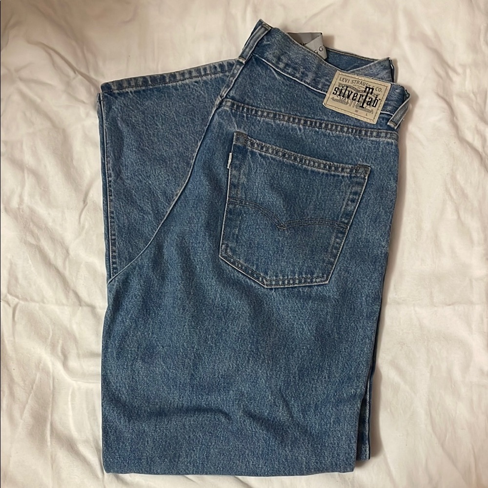 Levi's Silver Tab Baggy Jeans